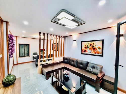 Siêu phẩm thống nhất 5 tầng, mặt tiền P10 Gò Vấp chỉ 4.85 tỷ, sở hữu ngay hôm nay!